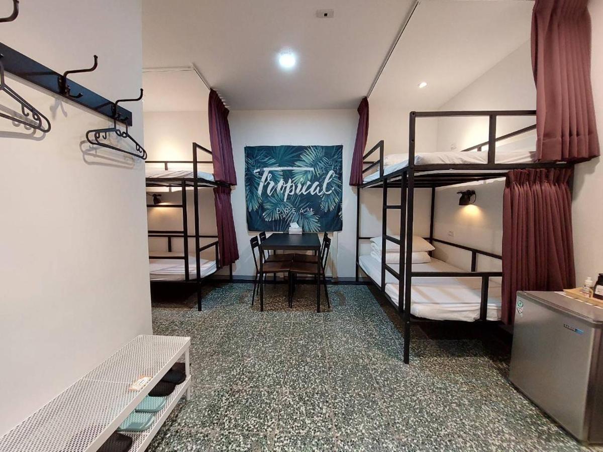 Swf淡水新五福旅館 Sinwufu Hotel Bagian luar foto