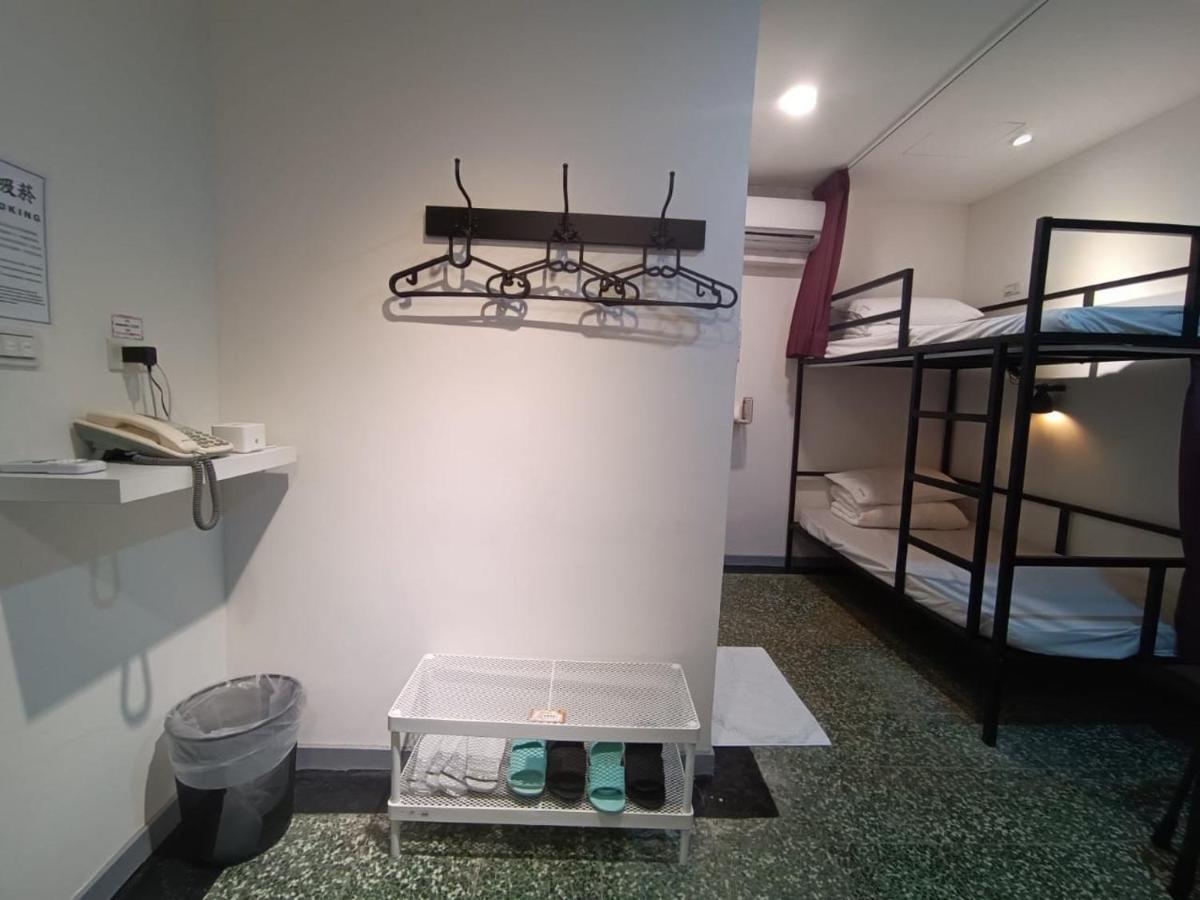 Swf淡水新五福旅館 Sinwufu Hotel Bagian luar foto