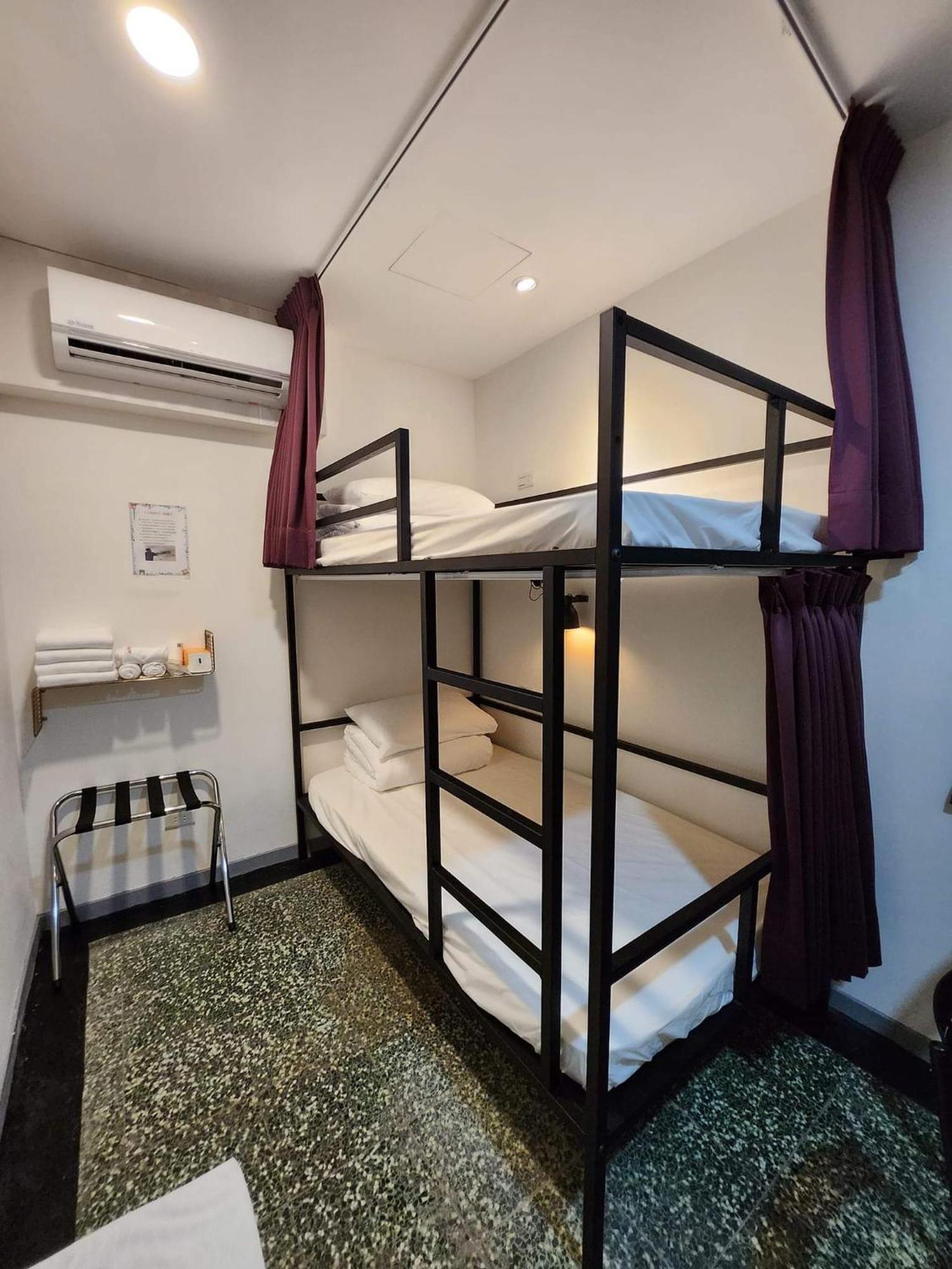 Swf淡水新五福旅館 Sinwufu Hotel Bagian luar foto