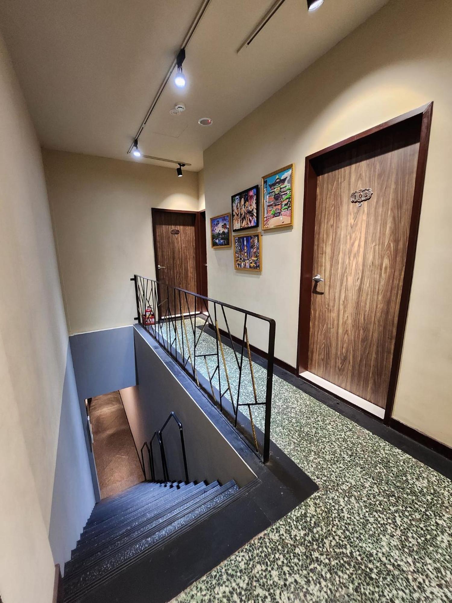 Swf淡水新五福旅館 Sinwufu Hotel Bagian luar foto