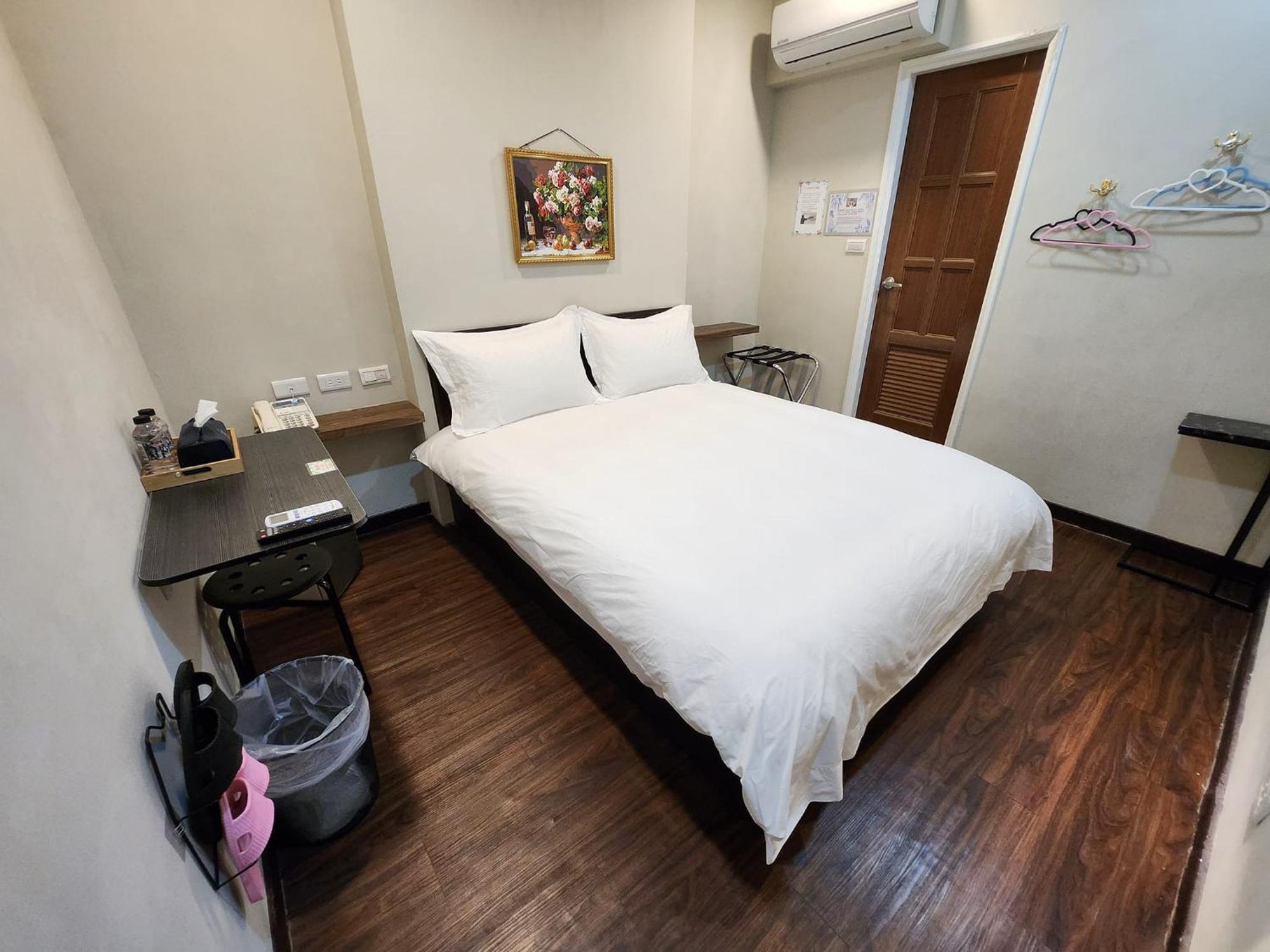 Swf淡水新五福旅館 Sinwufu Hotel Bagian luar foto