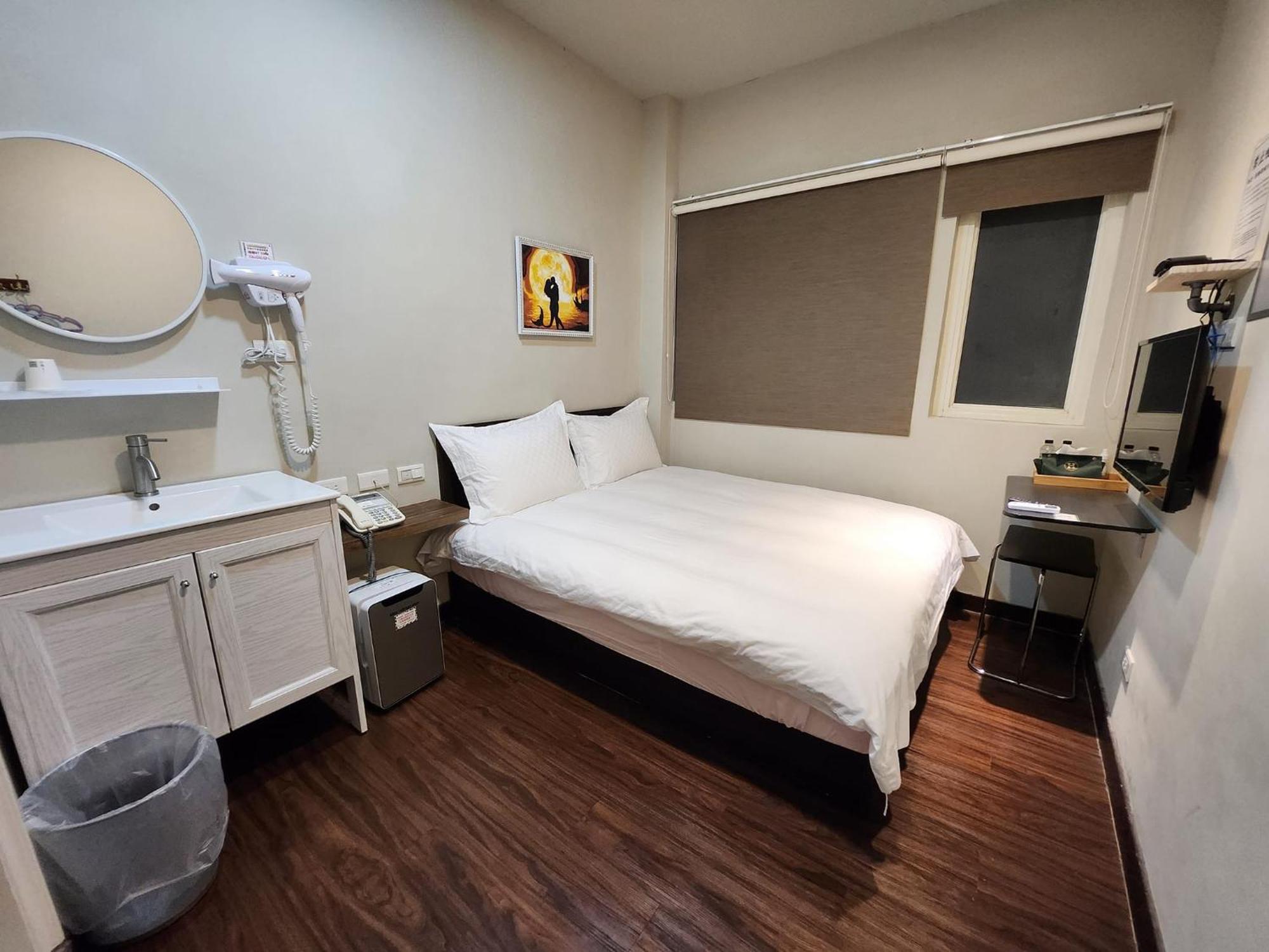 Swf淡水新五福旅館 Sinwufu Hotel Bagian luar foto