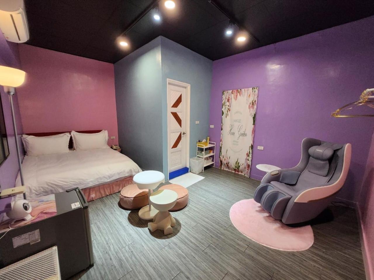 Swf淡水新五福旅館 Sinwufu Hotel Bagian luar foto